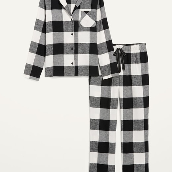 Old Navy Matching Printed Flannel Pajama Set - Picture 4 of 5